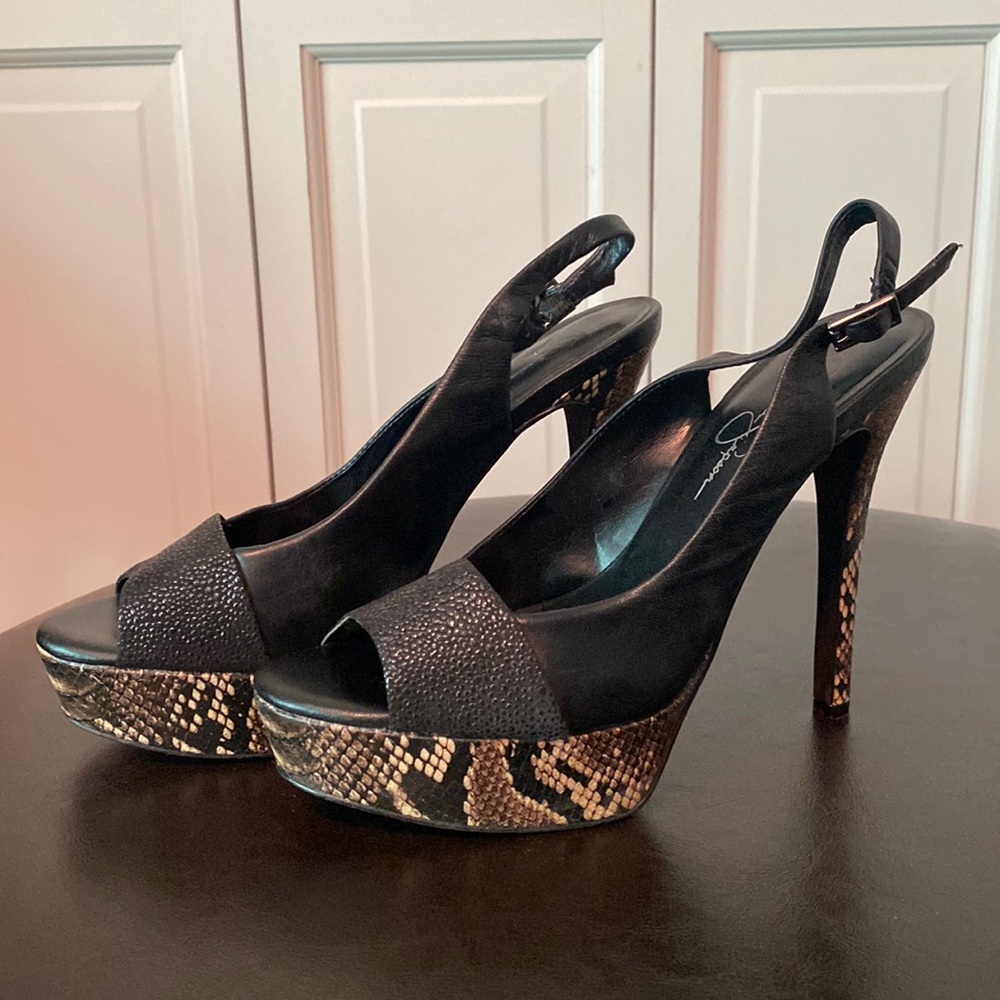 Jessica Simpson Peep toe heels